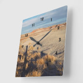 砂漠の風景と手を振る影写真 スクエア壁時計 (傾斜)