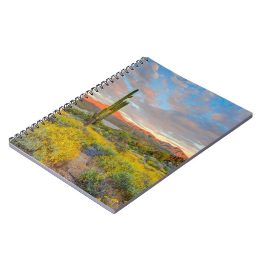 砂漠の風景に沈む夕日 ノートブック (左側)