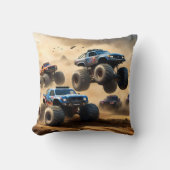 砂漠を走り回るモンスタートラック クッション (正面)