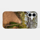 砂漠植物園の長い曲がりくねった歩道 iPhone 16ケース (裏面横)