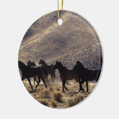 砂漠1の野生のムスタングの馬 セラミックオーナメント (左)