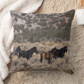 砂漠2の野生のムスタングの馬 クッション (ブランケット)