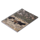 砂漠2の野生のムスタングの馬 ノートブック (左側)