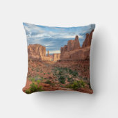 砂漠 |ユタ州アーチス国立公園 クッション (正面)