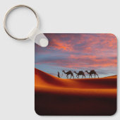 砂漠 |砂丘の人とラクダ キーホルダー (正面)