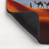 砂漠 |砂丘の人とラクダ マウスパッド (コーナー)