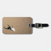 砂漠 |砂漠の地に牛のスカル ラゲッジタグ (正面横)