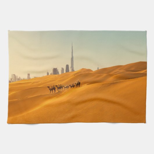 砂漠 | Dubai's Skyline View with Camels キッチンタオル (横)