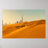 砂漠 | Dubai's Skyline View with Camels ポスター (正面)