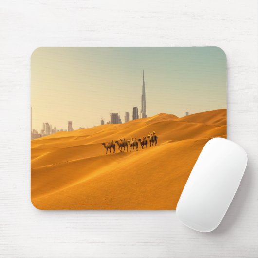 砂漠 | Dubai's Skyline View with Camels マウスパッド (マウス)