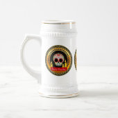 砂糖のスカルの血も凍るような威圧的および恐い ビールジョッキ (左)