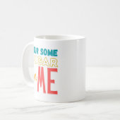 砂糖を注ぐ コーヒーマグカップ (正面左)