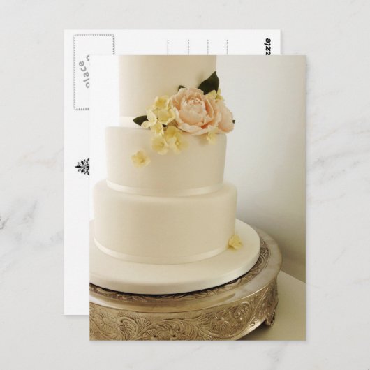 砂糖結婚の花のカスケード付きのケーキ ポストカード (正面/裏面)