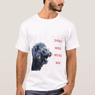 砕けたガラスで作られたライオン。 Tシャツ