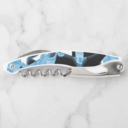 破壊された青と黒のスクラップまたはテープ ソムリエナイフ (裏面)