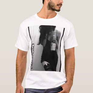 破壊される Tシャツ