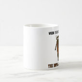 破片がマグの下にある時 コーヒーマグカップ (中央)