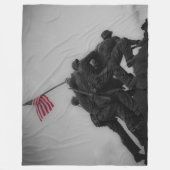 硫黄島の海兵隊員の昇給の旗 フリースブランケット (正面)