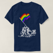 硫黄島プライド国旗の贈り物LGB軍隊Sの権利 Tシャツ (デザイン正面)