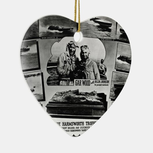 硬鱗魚類ガーパイク属の木製のヴィンテージの高速モーターボートの競争の失敗アメリカ大陸 セラミックオーナメント (右)