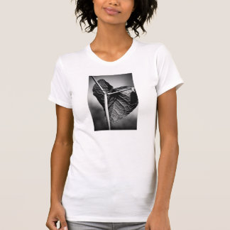 磔刑にされた心 Tシャツ