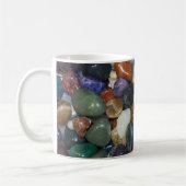 磨かれたカラフルな石 コーヒーマグカップ (左)