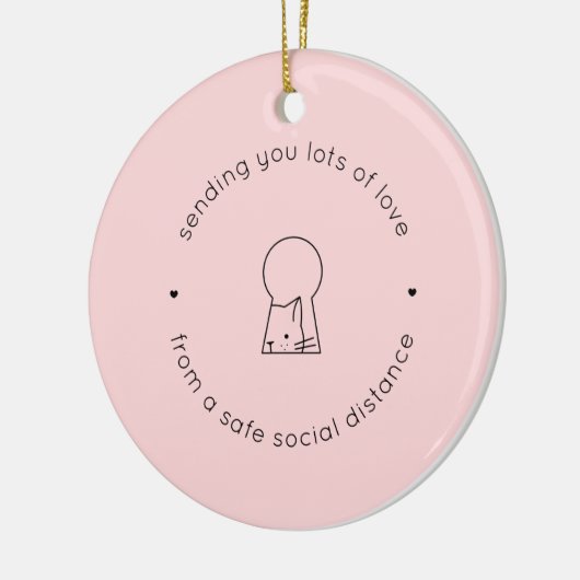 社交界の距離で愛するピンクのかわいい猫 セラミックオーナメント (左)