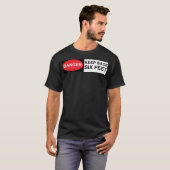 社交的保なバック警告の黒いTシャツ Tシャツ (正面フル)