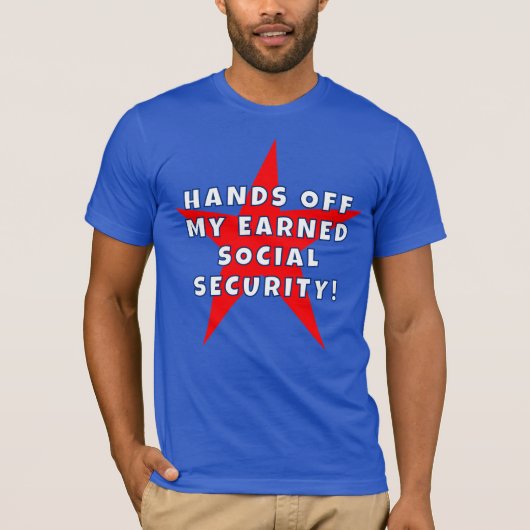 社会保障制度の資格を得ました Tシャツ (正面)
