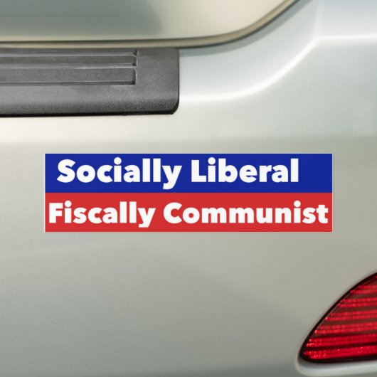 社会的に自由主義のな会計上共産主義のバンパーステッカー バンパーステッカー (車上)