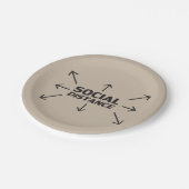 社会距離モダンタイポグラフィ矢印ベージュ ペーパープレート (アングル)