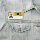 社員カスタムの写真、ロゴ、名前 – 色を編集できる 名札 (インサイチュ)