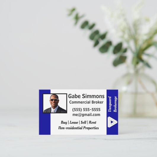 社員カスタムの写真ID 名刺 (スタンド正面)