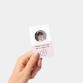 社員ピンクロゴID写真バッジ バッジ (手持ち)