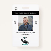 社員写真歯科医ロゴバーコード名 バッジ (正面)