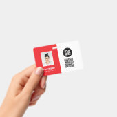 社員写真、ロゴ、職業、QRコード、名前ID バッジ (手持ち)