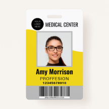 社員向けのラニャード付きIDバッジ