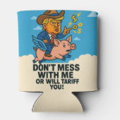 社長が誰にでも関税を適用する 缶クーラー (裏面)