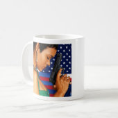 祈りの言葉と保護 コーヒーマグカップ (正面左)