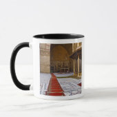 祈りの言葉の抱擁がイスラム教のモスク、カイロに通じている。 マグカップ (左)