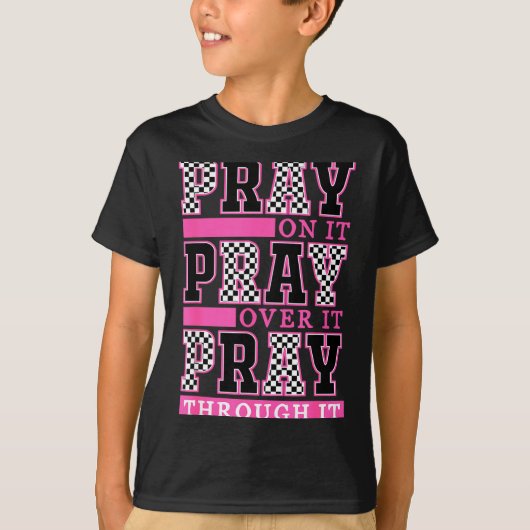 祈り続ける レトロなクリスチャンTシャツ Tシャツ (正面)