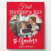 祖母としての最初の母の日ハート赤 フォトプラーク (正面)