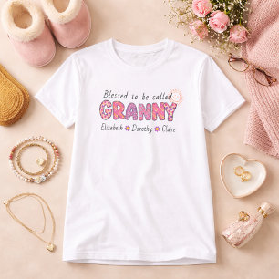 祖母と呼ばれることに感謝 個性的な名前 Tシャツ