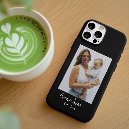 祖母になる 白抜きスクリプト 3枚の写真 iPhone 15ケース