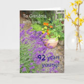 祖母のカスタマイズ可能な誕生日カード カード (黄色い花)