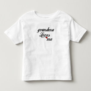 祖母は私を愛します トドラーTシャツ