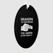 祖父と孫の伝説と遺産 オーナメント (正面)