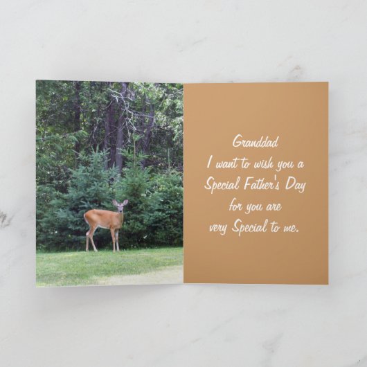 祖父の幸せな父の日を望んでいるシカ カード (内部)