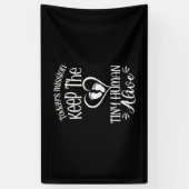 祖父引用文 保| The Tiny Human Alive 横断幕 (縦)