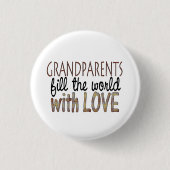 祖父母が愛ボタンで世界を満たす 缶バッジ (正面)